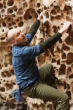 Bouldering in Hueco Tanks on 02/02/2019 with Blue Lizard Climbing and Yoga

Filename: SRM_20190202_1455510.jpg
Aperture: f/3.2
Shutter Speed: 1/160
Body: Canon EOS-1D Mark II
Lens: Canon EF 50mm f/1.8 II