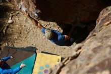 Bouldering in Hueco Tanks on 02/09/2019 with Blue Lizard Climbing and Yoga

Filename: SRM_20190209_1239350.jpg
Aperture: f/4.0
Shutter Speed: 1/1600
Body: Canon EOS-1D Mark II
Lens: Canon EF 50mm f/1.8 II