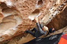 Bouldering in Hueco Tanks on 02/09/2019 with Blue Lizard Climbing and Yoga

Filename: SRM_20190209_1546210.jpg
Aperture: f/5.6
Shutter Speed: 1/320
Body: Canon EOS-1D Mark II
Lens: Canon EF 16-35mm f/2.8 L