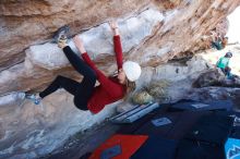 Bouldering in Hueco Tanks on 02/22/2019 with Blue Lizard Climbing and Yoga

Filename: SRM_20190222_1112230.jpg
Aperture: f/5.6
Shutter Speed: 1/250
Body: Canon EOS-1D Mark II
Lens: Canon EF 16-35mm f/2.8 L