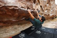 Bouldering in Hueco Tanks on 03/08/2019 with Blue Lizard Climbing and Yoga

Filename: SRM_20190308_1310320.jpg
Aperture: f/5.0
Shutter Speed: 1/250
Body: Canon EOS-1D Mark II
Lens: Canon EF 16-35mm f/2.8 L