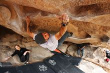 Bouldering in Hueco Tanks on 03/09/2019 with Blue Lizard Climbing and Yoga

Filename: SRM_20190309_1527420.jpg
Aperture: f/6.3
Shutter Speed: 1/250
Body: Canon EOS-1D Mark II
Lens: Canon EF 16-35mm f/2.8 L