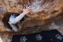 Bouldering in Hueco Tanks on 03/09/2019 with Blue Lizard Climbing and Yoga

Filename: SRM_20190309_1212070.jpg
Aperture: f/5.6
Shutter Speed: 1/400
Body: Canon EOS-1D Mark II
Lens: Canon EF 16-35mm f/2.8 L