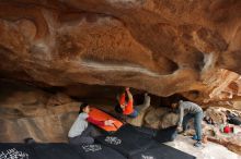 Bouldering in Hueco Tanks on 03/09/2019 with Blue Lizard Climbing and Yoga

Filename: SRM_20190309_1656330.jpg
Aperture: f/5.6
Shutter Speed: 1/250
Body: Canon EOS-1D Mark II
Lens: Canon EF 16-35mm f/2.8 L