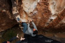 Bouldering in Hueco Tanks on 03/10/2019 with Blue Lizard Climbing and Yoga

Filename: SRM_20190310_1044190.jpg
Aperture: f/5.6
Shutter Speed: 1/400
Body: Canon EOS-1D Mark II
Lens: Canon EF 16-35mm f/2.8 L
