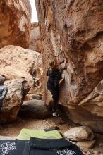 Bouldering in Hueco Tanks on 03/10/2019 with Blue Lizard Climbing and Yoga

Filename: SRM_20190310_1511570.jpg
Aperture: f/5.6
Shutter Speed: 1/160
Body: Canon EOS-1D Mark II
Lens: Canon EF 16-35mm f/2.8 L