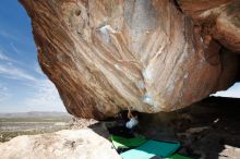 Bouldering in Hueco Tanks on 03/20/2019 with Blue Lizard Climbing and Yoga

Filename: SRM_20190320_1202260.jpg
Aperture: f/5.6
Shutter Speed: 1/250
Body: Canon EOS-1D Mark II
Lens: Canon EF 16-35mm f/2.8 L