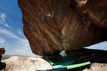 Bouldering in Hueco Tanks on 03/20/2019 with Blue Lizard Climbing and Yoga

Filename: SRM_20190320_1205321.jpg
Aperture: f/5.6
Shutter Speed: 1/250
Body: Canon EOS-1D Mark II
Lens: Canon EF 16-35mm f/2.8 L