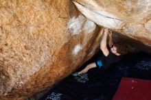 Bouldering in Hueco Tanks on 03/29/2019 with Blue Lizard Climbing and Yoga

Filename: SRM_20190329_1118260.jpg
Aperture: f/5.6
Shutter Speed: 1/200
Body: Canon EOS-1D Mark II
Lens: Canon EF 16-35mm f/2.8 L