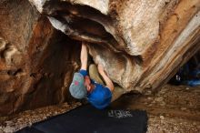 Bouldering in Hueco Tanks on 04/05/2019 with Blue Lizard Climbing and Yoga

Filename: SRM_20190405_1309250.jpg
Aperture: f/4.0
Shutter Speed: 1/80
Body: Canon EOS-1D Mark II
Lens: Canon EF 16-35mm f/2.8 L