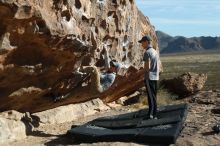 Bouldering in Hueco Tanks on 04/06/2019 with Blue Lizard Climbing and Yoga

Filename: SRM_20190406_0900130.jpg
Aperture: f/4.0
Shutter Speed: 1/640
Body: Canon EOS-1D Mark II
Lens: Canon EF 50mm f/1.8 II