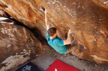 Bouldering in Hueco Tanks on 04/13/2019 with Blue Lizard Climbing and Yoga

Filename: SRM_20190413_1023180.jpg
Aperture: f/5.6
Shutter Speed: 1/250
Body: Canon EOS-1D Mark II
Lens: Canon EF 16-35mm f/2.8 L