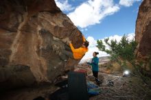 Bouldering in Hueco Tanks on 04/13/2019 with Blue Lizard Climbing and Yoga

Filename: SRM_20190413_1422540.jpg
Aperture: f/5.6
Shutter Speed: 1/250
Body: Canon EOS-1D Mark II
Lens: Canon EF 16-35mm f/2.8 L