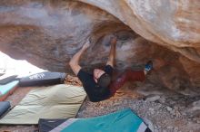Bouldering in Hueco Tanks on 12/26/2019 with Blue Lizard Climbing and Yoga
Filename: SRM_20191226_1410190.jpg
Aperture: f/2.8
Shutter Speed: 1/250
Body: Canon EOS-1D Mark II
Lens: Canon EF 50mm f/1.8 II