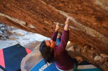 Bouldering in Hueco Tanks on 12/26/2019 with Blue Lizard Climbing and Yoga
Filename: SRM_20191226_1746191.jpg
Aperture: f/2.2
Shutter Speed: 1/320
Body: Canon EOS-1D Mark II
Lens: Canon EF 50mm f/1.8 II