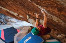 Bouldering in Hueco Tanks on 12/26/2019 with Blue Lizard Climbing and Yoga
Filename: SRM_20191226_1747410.jpg
Aperture: f/2.0
Shutter Speed: 1/320
Body: Canon EOS-1D Mark II
Lens: Canon EF 50mm f/1.8 II