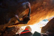 Bouldering in Hueco Tanks on 12/29/2019 with Blue Lizard Climbing and Yoga
Filename: SRM_20191229_1746530.jpg
Aperture: f/2.8
Shutter Speed: 1/160
Body: Canon EOS-1D Mark II
Lens: Canon EF 16-35mm f/2.8 L