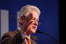 Former President Bill Clinton speaking at the CGIU meeting. Day one of the 2nd Annual Clinton Global Initiative University (CGIU) meeting was held at The University of Texas at Austin, Friday, February 13, 2009.
Filename: SRM_20090213_16243077.jpg
Aperture: f/2.8
Shutter Speed: 1/250
Body: Canon EOS 20D
Lens: Canon EF 300mm f/2.8 L IS