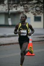 Richmond SunTrust Marathon and McDonald's Half Marathon, on Saturday, November 14, 2009.
Filename: SRM_20091114_08353178.JPG
Aperture: f/2.8
Shutter Speed: 1/1600
Body: Canon EOS-1D Mark II
Lens: Canon EF 80-200mm f/2.8 L