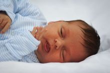 Baby Maddox Helbing, 3 weeks old, at Lake Oconee on Friday, November 27, 2009.
Filename: SRM_20091127_16241645.JPG
Aperture: f/2.8
Shutter Speed: 1/320
Body: Canon EOS 20D
Lens: Canon EF 80-200mm f/2.8 L