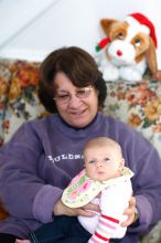 Filename: SRM_20110109_11074440.JPG
Aperture: f/1.8
Shutter Speed: 1/80
Body: Canon EOS-1D Mark II
Lens: Canon EF 85mm f/1.2 L II