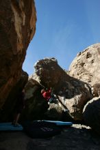 Bouldering during the Hueco Tanks Awesome Fest 14.2.

Filename: srm_20140223_11275880.jpg
Aperture: f/5.6
Shutter Speed: 1/800
Body: Canon EOS-1D Mark II
Lens: Canon EF 16-35mm f/2.8 L