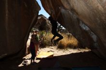 Bouldering in Hueco Tanks on 02/27/2016 with Blue Lizard Climbing and Yoga
Filename: SRM_20160227_1323370.JPG
Aperture: f/8.0
Shutter Speed: 1/250
Body: Canon EOS 20D
Lens: Canon EF 16-35mm f/2.8 L