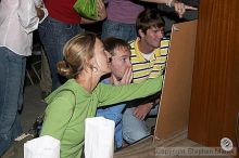 Filename: crw_1037_std.jpg
Aperture: f/5.6
Shutter Speed: 1/200
Body: Canon EOS DIGITAL REBEL
Lens: Canon EF-S 18-55mm f/3.5-5.6