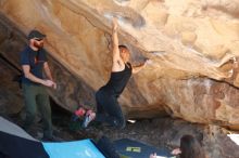 Bouldering in Hueco Tanks on 11/03/2018 with Blue Lizard Climbing and Yoga
Filename: SRM_20181103_1214382.jpg
Aperture: f/2.0
Shutter Speed: 1/1250
Body: Canon EOS-1D Mark II
Lens: Canon EF 50mm f/1.8 II