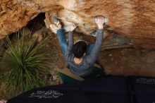 Bouldering in Hueco Tanks on 11/24/2018 with Blue Lizard Climbing and Yoga
Filename: SRM_20181124_1737190.jpg
Aperture: f/4.0
Shutter Speed: 1/250
Body: Canon EOS-1D Mark II
Lens: Canon EF 16-35mm f/2.8 L