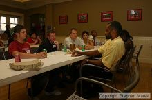 

Filename: crw_9896_std.jpg
Aperture: f/6.3
Shutter Speed: 1/30
Body: Canon EOS DIGITAL REBEL
Lens: Canon EF-S 18-55mm f/3.5-5.6