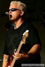 

Filename: img_9220_std.jpg
Aperture: f/6.3
Shutter Speed: 1/320
Body: Canon EOS DIGITAL REBEL
Lens: Canon EF 80-200mm f/2.8 L