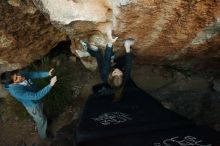 Bouldering in Hueco Tanks on 12/22/2018 with Blue Lizard Climbing and Yoga
Filename: SRM_20181222_1751440.jpg
Aperture: f/4.0
Shutter Speed: 1/250
Body: Canon EOS-1D Mark II
Lens: Canon EF 16-35mm f/2.8 L