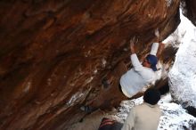 Bouldering in Hueco Tanks on 01/18/2019 with Blue Lizard Climbing and Yoga
Filename: SRM_20190118_1609240.jpg
Aperture: f/2.5
Shutter Speed: 1/100
Body: Canon EOS-1D Mark II
Lens: Canon EF 50mm f/1.8 II