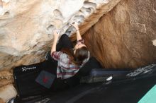 Bouldering in Hueco Tanks on 02/03/2019 with Blue Lizard Climbing and Yoga
Filename: SRM_20190203_1549390.jpg
Aperture: f/5.0
Shutter Speed: 1/200
Body: Canon EOS-1D Mark II
Lens: Canon EF 16-35mm f/2.8 L