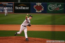 Filename: img_2822_std.jpg
Aperture: f/2.8
Shutter Speed: 1/2000
Body: Canon EOS DIGITAL REBEL
Lens: Canon EF 80-200mm f/2.8 L