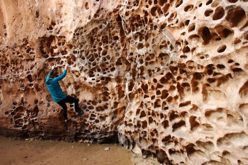 Bouldering in Hueco Tanks on 04/13/2019 with Blue Lizard Climbing and Yoga

Filename: SRM_20190413_1553380.jpg
Aperture: f/4.0
Shutter Speed: 1/100
Body: Canon EOS-1D Mark II
Lens: Canon EF 16-35mm f/2.8 L