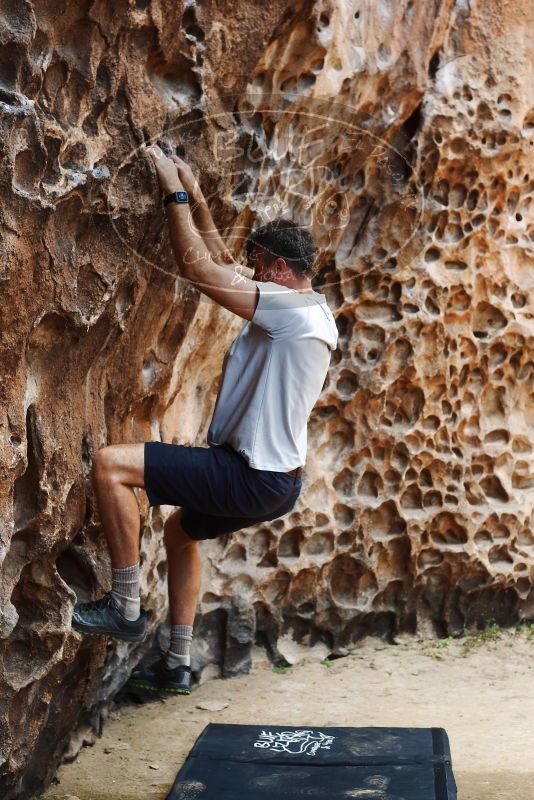Bouldering in Hueco Tanks on 04/26/2019 with Blue Lizard Climbing and Yoga

Filename: SRM_20190426_1244290.jpg
Aperture: f/4.0
Shutter Speed: 1/250
Body: Canon EOS-1D Mark II
Lens: Canon EF 50mm f/1.8 II
