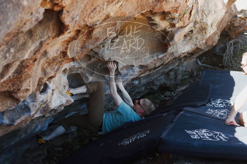 Bouldering in Hueco Tanks on 06/15/2019 with Blue Lizard Climbing and Yoga

Filename: SRM_20190615_1051530.jpg
Aperture: f/4.0
Shutter Speed: 1/320
Body: Canon EOS-1D Mark II
Lens: Canon EF 50mm f/1.8 II