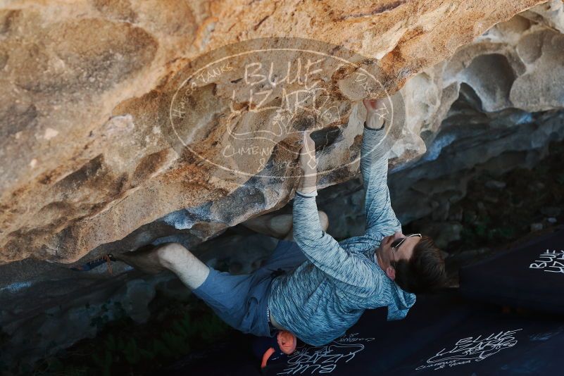 Bouldering in Hueco Tanks on 06/15/2019 with Blue Lizard Climbing and Yoga

Filename: SRM_20190615_1145240.jpg
Aperture: f/4.0
Shutter Speed: 1/500
Body: Canon EOS-1D Mark II
Lens: Canon EF 50mm f/1.8 II