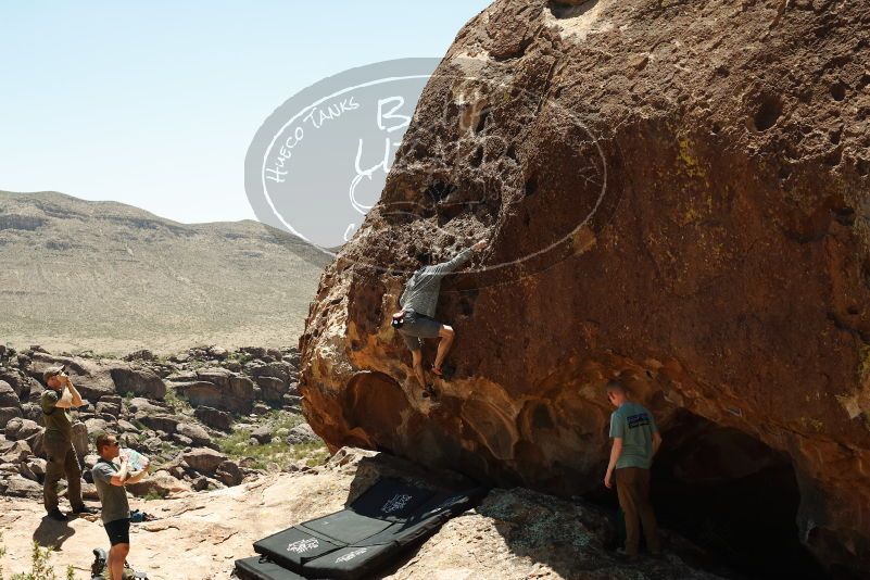 Bouldering in Hueco Tanks on 06/15/2019 with Blue Lizard Climbing and Yoga

Filename: SRM_20190615_1203070.jpg
Aperture: f/5.6
Shutter Speed: 1/400
Body: Canon EOS-1D Mark II
Lens: Canon EF 50mm f/1.8 II