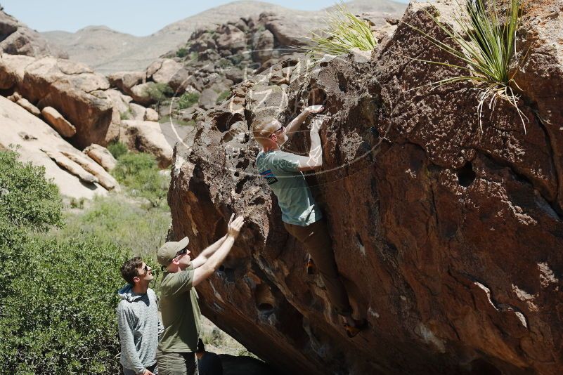 Bouldering in Hueco Tanks on 06/15/2019 with Blue Lizard Climbing and Yoga

Filename: SRM_20190615_1359420.jpg
Aperture: f/4.0
Shutter Speed: 1/800
Body: Canon EOS-1D Mark II
Lens: Canon EF 50mm f/1.8 II