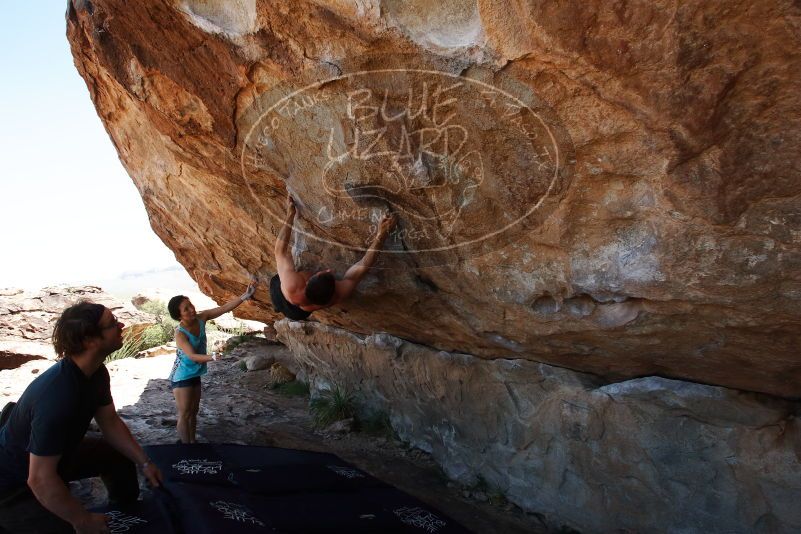 Bouldering in Hueco Tanks on 06/28/2019 with Blue Lizard Climbing and Yoga

Filename: SRM_20190628_1212430.jpg
Aperture: f/8.0
Shutter Speed: 1/400
Body: Canon EOS-1D Mark II
Lens: Canon EF 16-35mm f/2.8 L