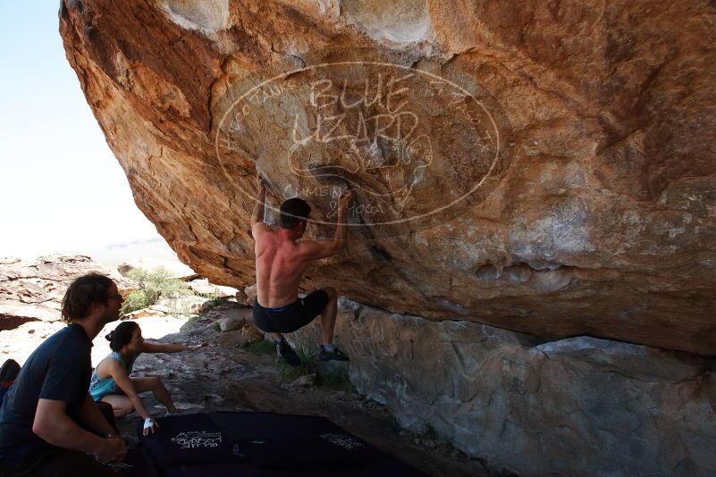 Bouldering in Hueco Tanks on 06/28/2019 with Blue Lizard Climbing and Yoga

Filename: SRM_20190628_1212470.jpg
Aperture: f/8.0
Shutter Speed: 1/400
Body: Canon EOS-1D Mark II
Lens: Canon EF 16-35mm f/2.8 L