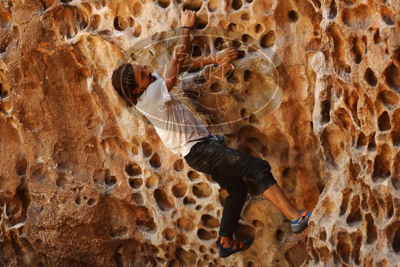 Bouldering in Hueco Tanks on 08/02/2019 with Blue Lizard Climbing and Yoga

Filename: SRM_20190802_1319450.jpg
Aperture: f/4.0
Shutter Speed: 1/250
Body: Canon EOS-1D Mark II
Lens: Canon EF 50mm f/1.8 II