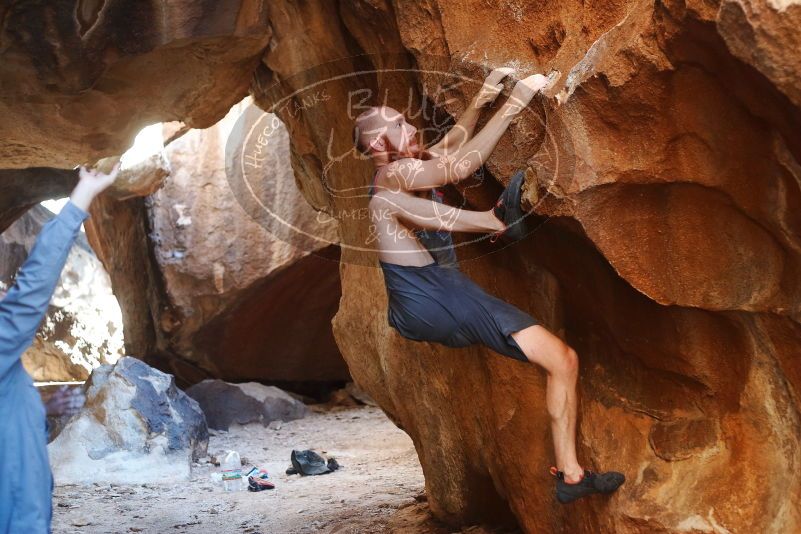 Bouldering in Hueco Tanks on 08/31/2019 with Blue Lizard Climbing and Yoga

Filename: SRM_20190831_1732060.jpg
Aperture: f/2.8
Shutter Speed: 1/320
Body: Canon EOS-1D Mark II
Lens: Canon EF 50mm f/1.8 II