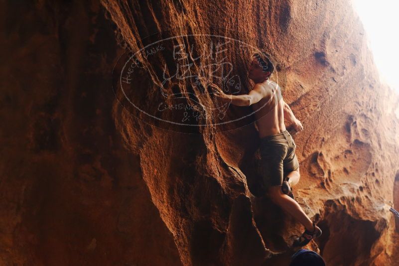 Bouldering in Hueco Tanks on 08/31/2019 with Blue Lizard Climbing and Yoga

Filename: SRM_20190831_1748460.jpg
Aperture: f/2.8
Shutter Speed: 1/320
Body: Canon EOS-1D Mark II
Lens: Canon EF 50mm f/1.8 II
