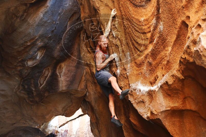 Bouldering in Hueco Tanks on 08/31/2019 with Blue Lizard Climbing and Yoga

Filename: SRM_20190831_1759120.jpg
Aperture: f/2.8
Shutter Speed: 1/160
Body: Canon EOS-1D Mark II
Lens: Canon EF 50mm f/1.8 II