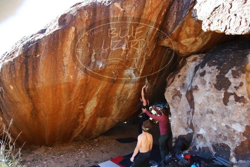 Bouldering in Hueco Tanks on 10/26/2019 with Blue Lizard Climbing and Yoga

Filename: SRM_20191026_1653130.jpg
Aperture: f/5.6
Shutter Speed: 1/250
Body: Canon EOS-1D Mark II
Lens: Canon EF 16-35mm f/2.8 L