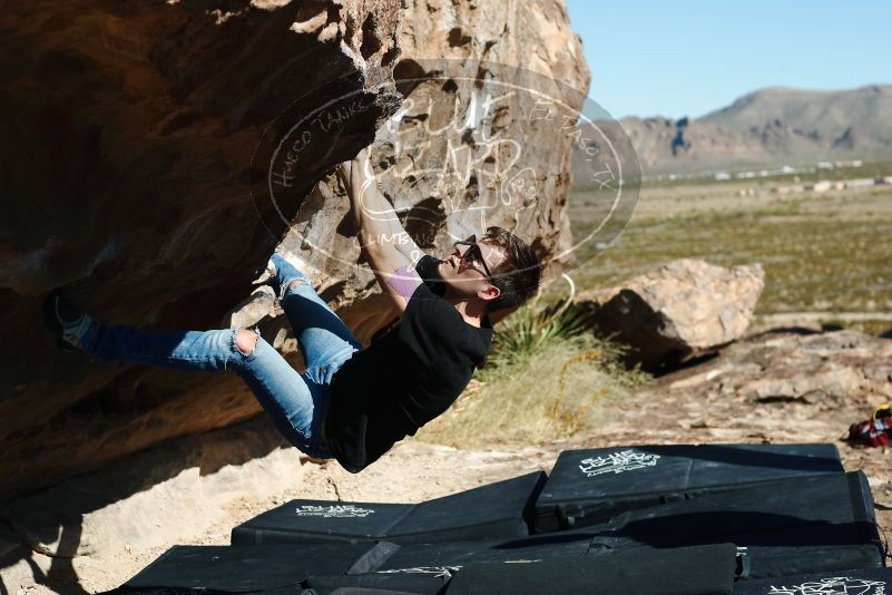 Bouldering in Hueco Tanks on 11/09/2019 with Blue Lizard Climbing and Yoga

Filename: SRM_20191109_1124320.jpg
Aperture: f/4.0
Shutter Speed: 1/1250
Body: Canon EOS-1D Mark II
Lens: Canon EF 50mm f/1.8 II
